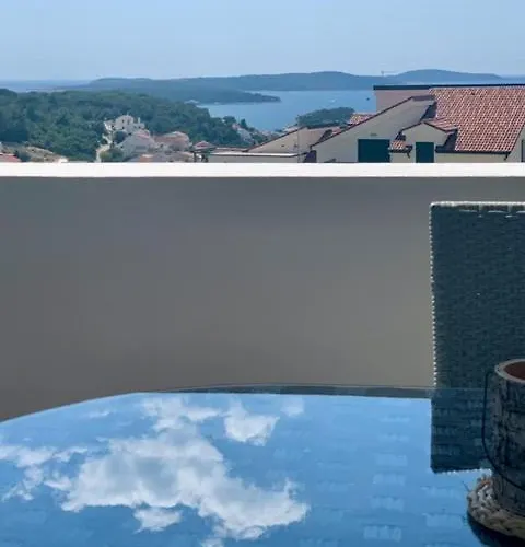 Appartement *new Apartment* Petra Hvar Town
