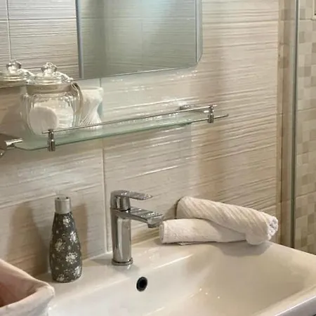 *new Apartment* Petra חוואר